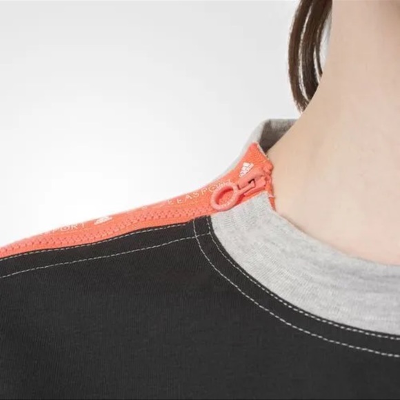 Adidas STELLASPORT by Stella
McCartney Womens Active Wear Tshirt - Picture 4 of 6